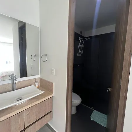 Apartamento Hermoso Con Vista Al Mar Y Salida Directa A La Playa