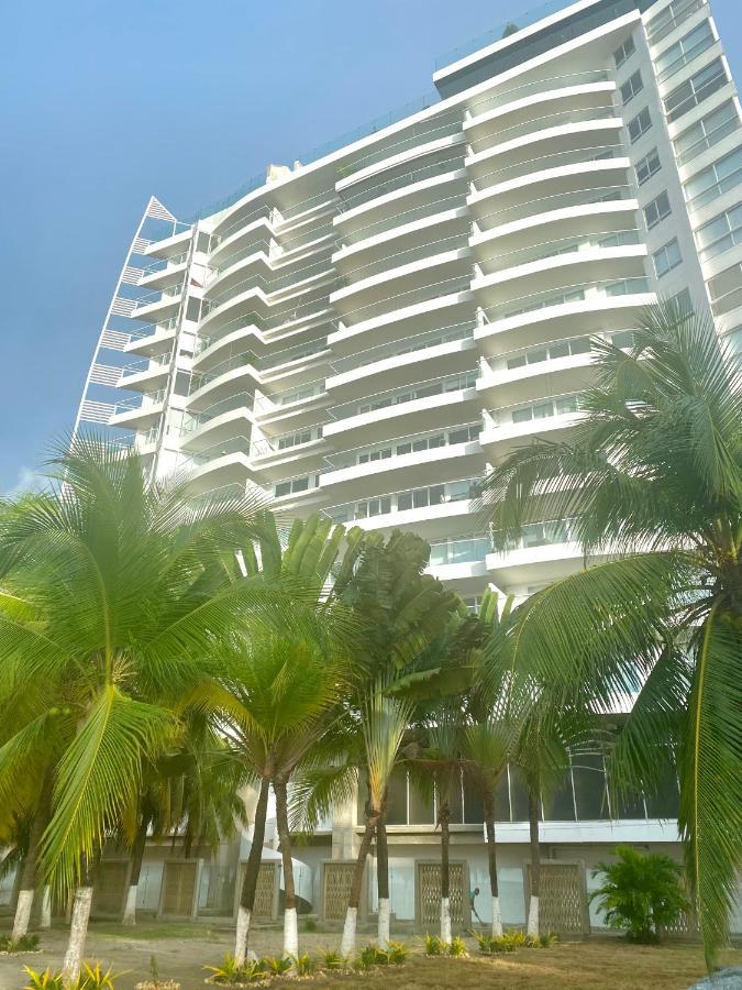 Hermoso Con Vista Al Mar Y Salida Directa A La Playa Apartamento *